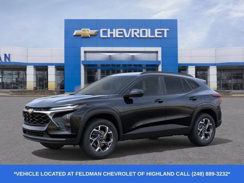 New 2026 Chevrolet Trax LT w/ Driver Confidence Package FWD image 2