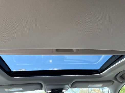 Used 2025 Honda Accord EX-L image 15