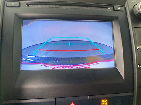 Used 2017 Toyota Camry SE image 26