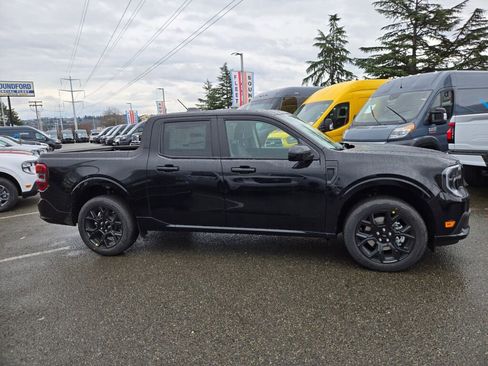 New 2026 Ford Maverick Lobo image 4