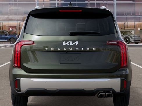 New 2025 Kia Telluride S image 13