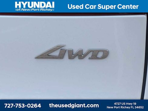 Used 2025 Genesis GV70 2.5T w/ Select Package AWD/4WD image 14