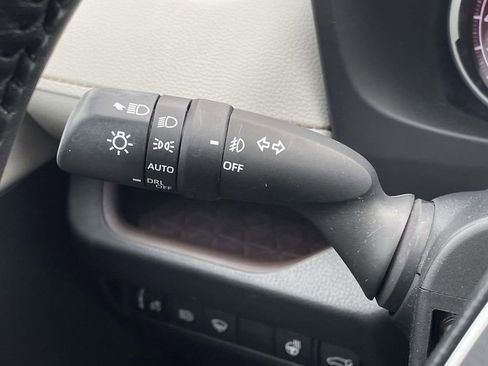 Used 2020 Toyota RAV4 Limited w/ Limited Grade Weather Package AWD/4WD image 14