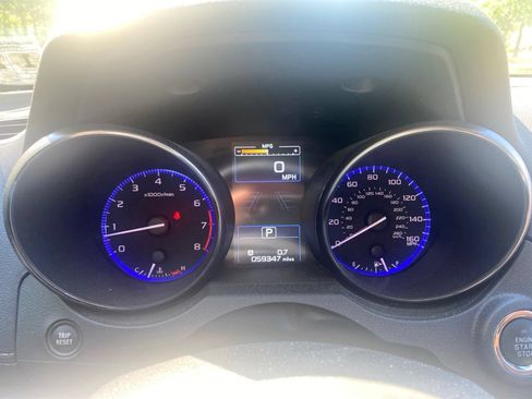 Used 2019 Subaru Outback 3.6R Touring AWD/4WD image 32