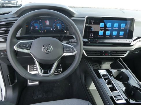 New 2026 Volkswagen Atlas Cross Sport SEL R-Line AWD/4WD image 30
