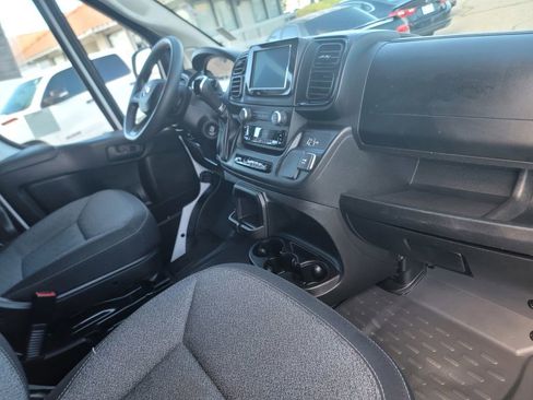 Used 2023 RAM ProMaster 2500 image 21