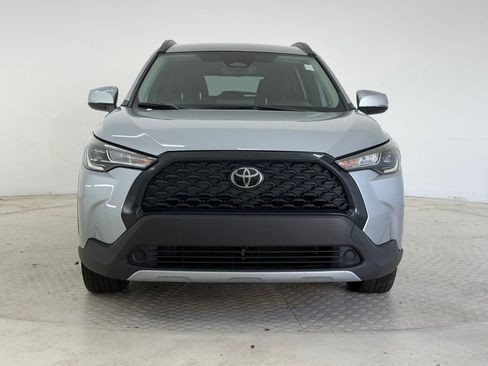Used 2024 Toyota Corolla Cross LE FWD image 6
