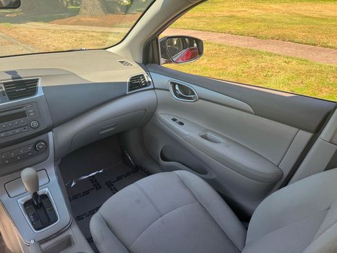 Used 2014 Nissan Sentra S FWD image 22