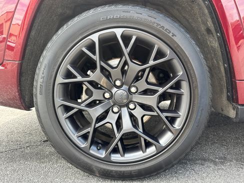 Certified 2025 Jeep Grand Cherokee L Summit AWD/4WD image 23