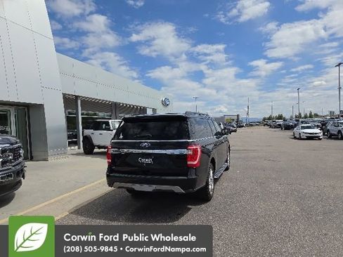 Used 2021 Ford Expedition Max XLT AWD/4WD image 8