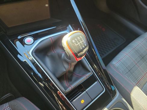 Used 2024 Volkswagen GTI S image 27