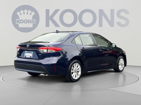Used 2024 Toyota Corolla LE FWD image 8