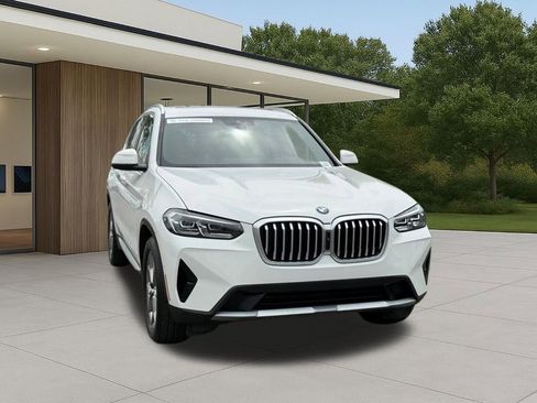 Used 2023 BMW X3 sDrive30i w/ Premium Package w/ZPA image 5