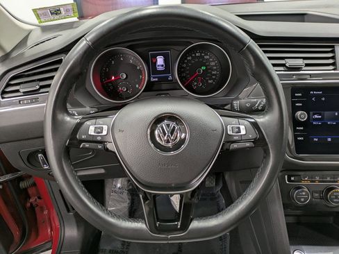 Used 2019 Volkswagen Tiguan SE image 21