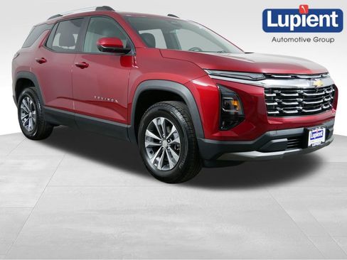 Used 2025 Chevrolet Equinox LT w/ Convenience Package II image 1