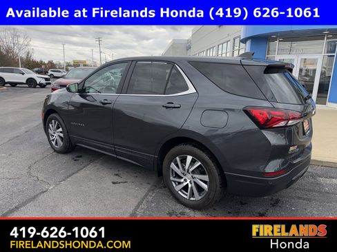 Used 2022 Chevrolet Equinox LT image 3