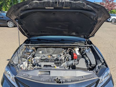 Used 2021 Toyota Camry LE FWD image 30