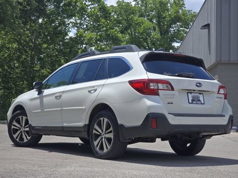 Used 2018 Subaru Outback 2.5i Limited AWD/4WD image 13