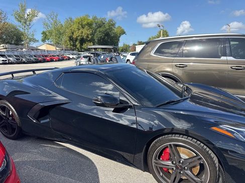 Used 2025 Chevrolet Corvette Stingray Premium Conv w/ Z51 Performance Package image 4