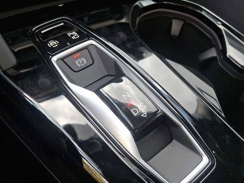 New 2025 Audi Q5 Premium Plus image 13