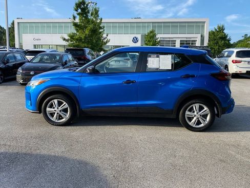 Used 2025 Nissan Kicks Play S FWD image 4
