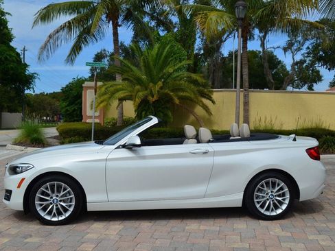 Used 2016 BMW 228i Convertible image 3