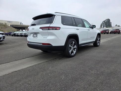 New 2025 Jeep Grand Cherokee L Limited image 7