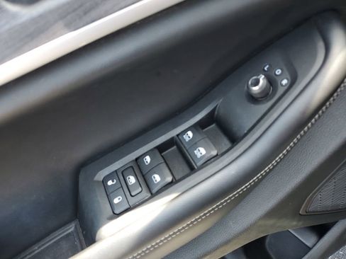 Used 2023 Jeep Grand Cherokee Limited AWD/4WD image 21