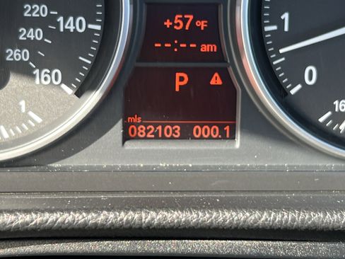 Used 2009 BMW 328i Convertible image 22