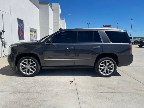 Used 2018 GMC Yukon Denali w/ Denali Ultimate Package AWD/4WD image 6