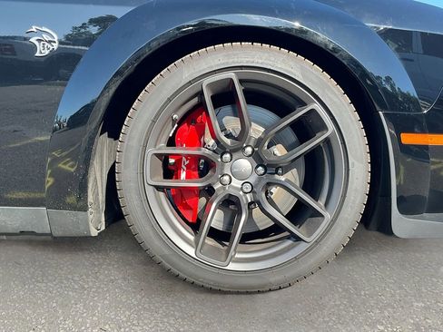 Used 2023 Dodge Challenger SRT Hellcat RWD image 30
