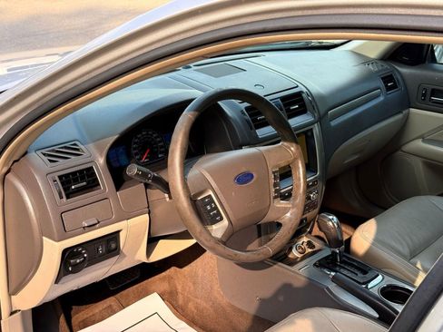 Used 2010 Ford Fusion Hybrid image 21