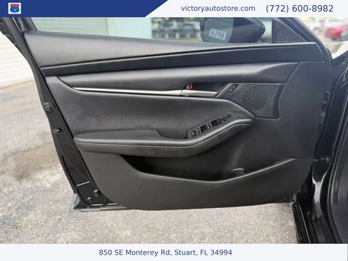 Used 2021 MAZDA MAZDA3 s FWD image 11