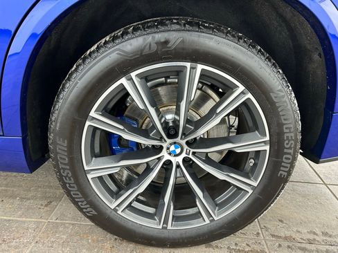 Used 2025 BMW X5 M60i w/ Parking Assistance Package image 37