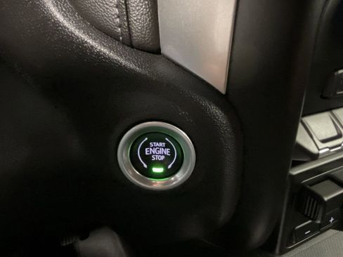 Used 2022 Chevrolet Silverado 1500 LTZ image 17