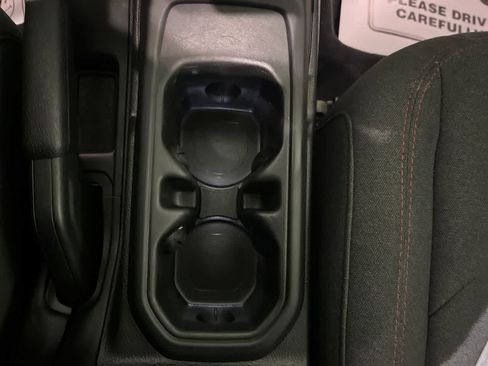 Used 2024 Jeep Wrangler Unlimited Rubicon image 21