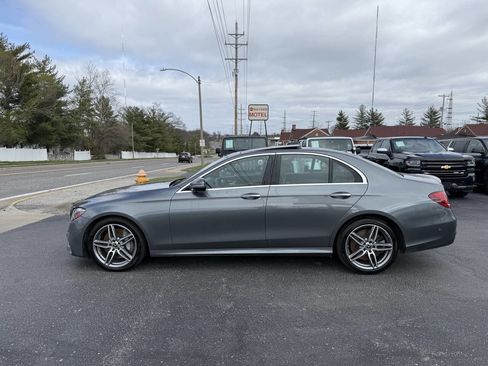 Used 2019 Mercedes-Benz E 450 E 450 4MATIC AWD 4dr Sedan image 4
