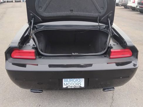 Used 2014 Dodge Challenger R/T image 18