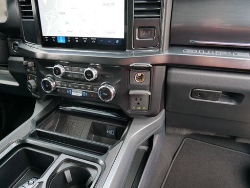 New 2026 Ford F350 Lariat w/ FX4 Off-Road Package image 20