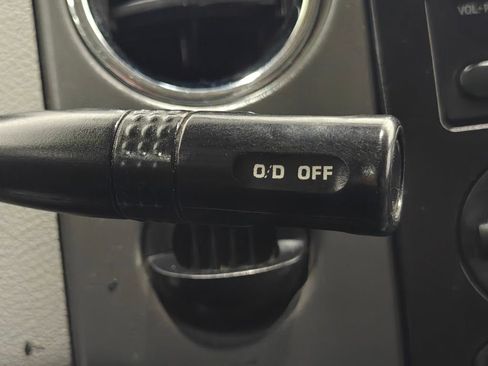 Used 2007 Ford F150 XLT image 11