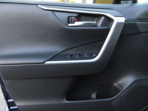 Used 2020 Toyota RAV4 XSE w/ XSE Grade Weather Package image 9