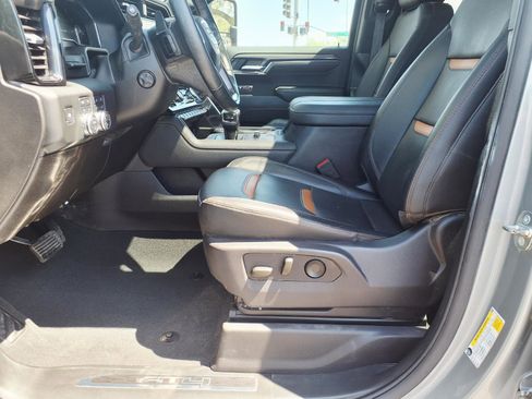 Used 2024 GMC Sierra 1500 AT4 w/ Technology Package AWD/4WD image 21