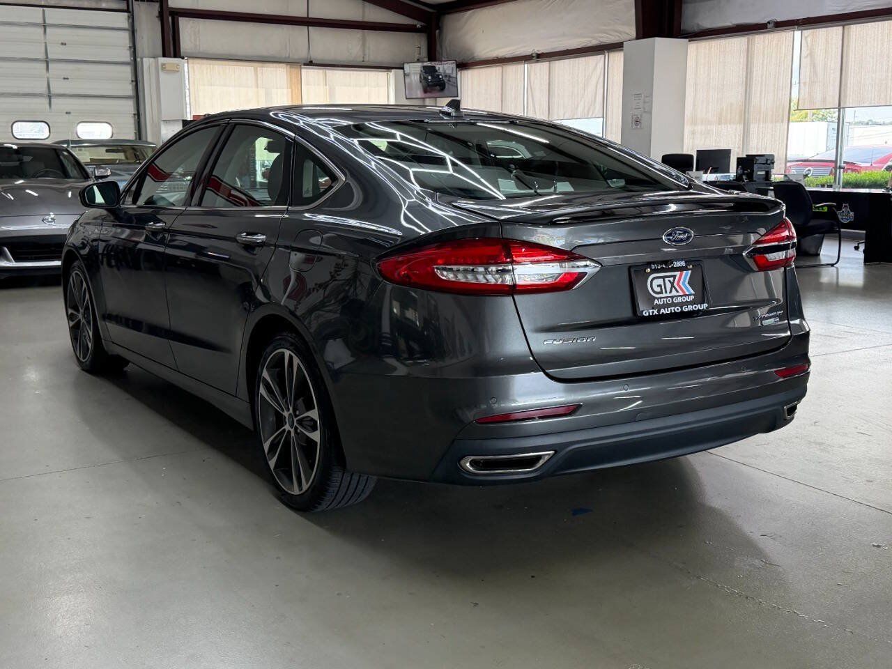 Used 2019 Ford Fusion Titanium AWD/4WD image 4