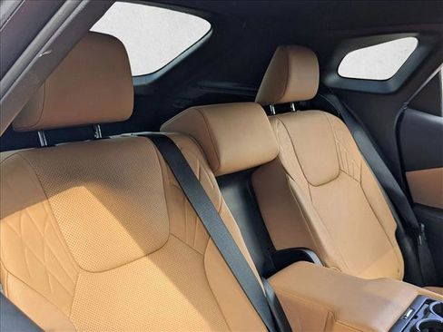 Used 2025 Lexus RX 350 Premium image 17