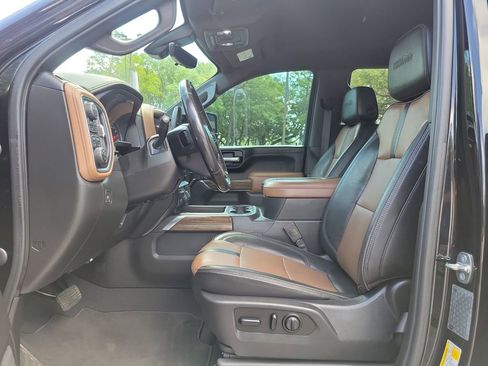 Used 2020 Chevrolet Silverado 3500 High Country w/ Z71 Off-Road Package AWD/4WD image 21
