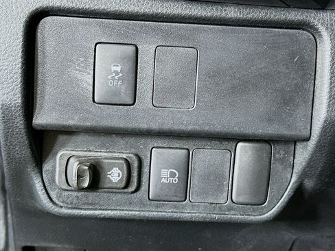 Used 2022 Toyota Tacoma SR RWD image 17