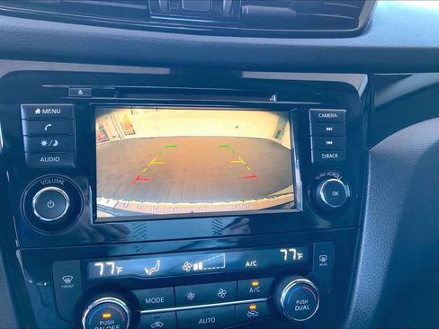 Used 2022 Nissan Rogue Sport SV image 29