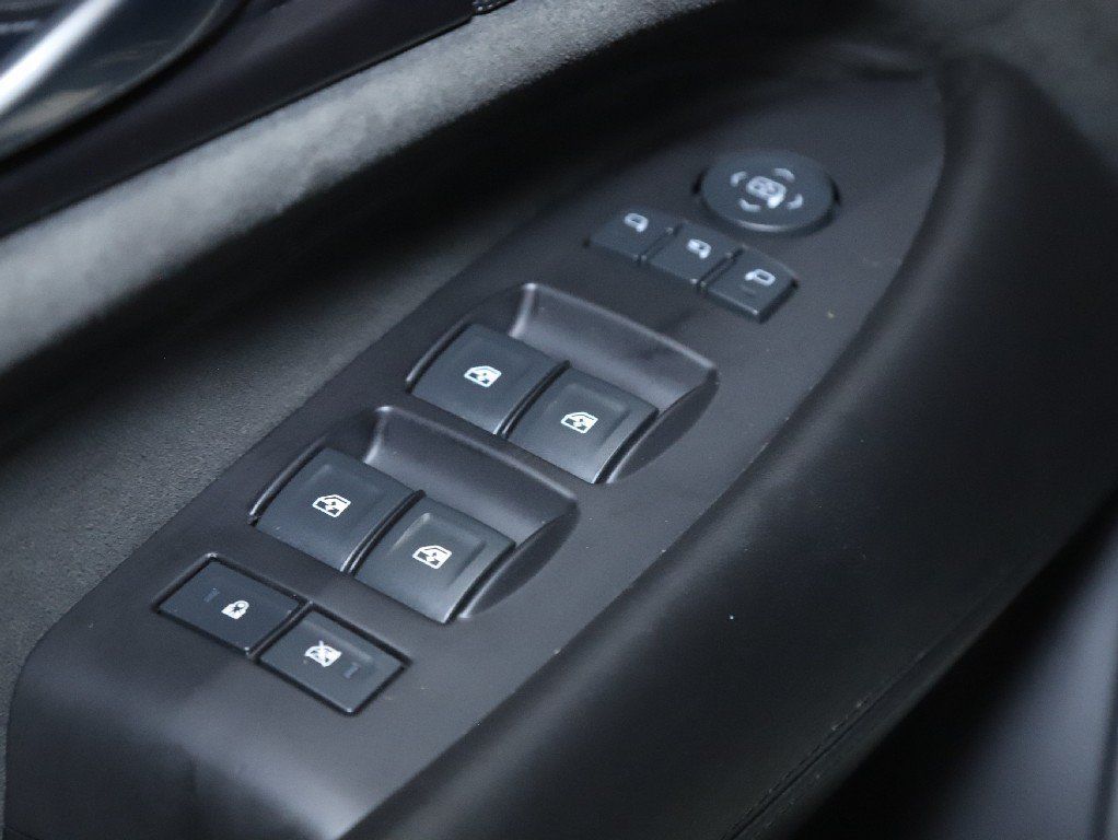 Used 2020 Cadillac Escalade Platinum AWD/4WD image 21