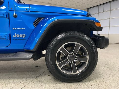 Certified 2023 Jeep Wrangler Unlimited Sahara AWD/4WD image 8
