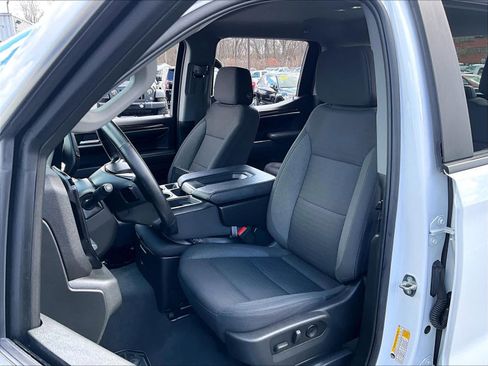 Used 2023 Chevrolet Silverado 1500 LT image 10